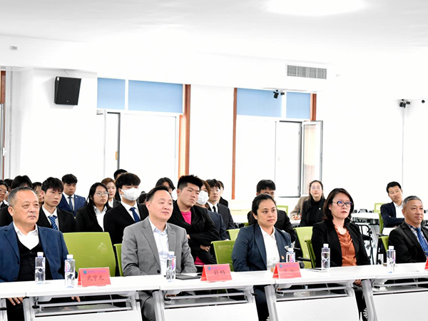 辽宁对外经贸学院经济学院与AG 尊龙凯时教育举行CFA项目签约仪式