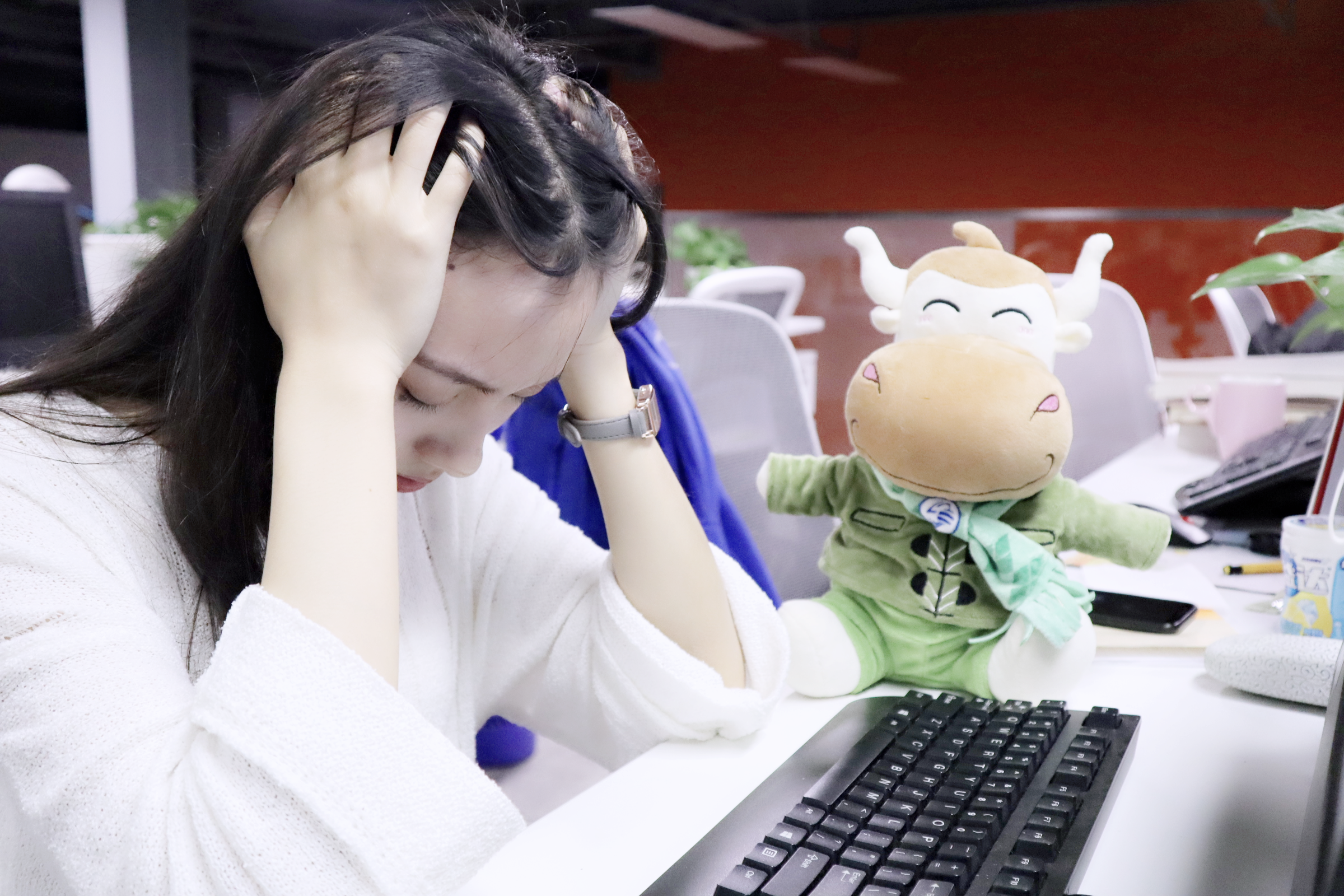<b>317名研究生被退学，事务所员工“考”出税务师被辞退：别在最好的位置上偷懒</b>